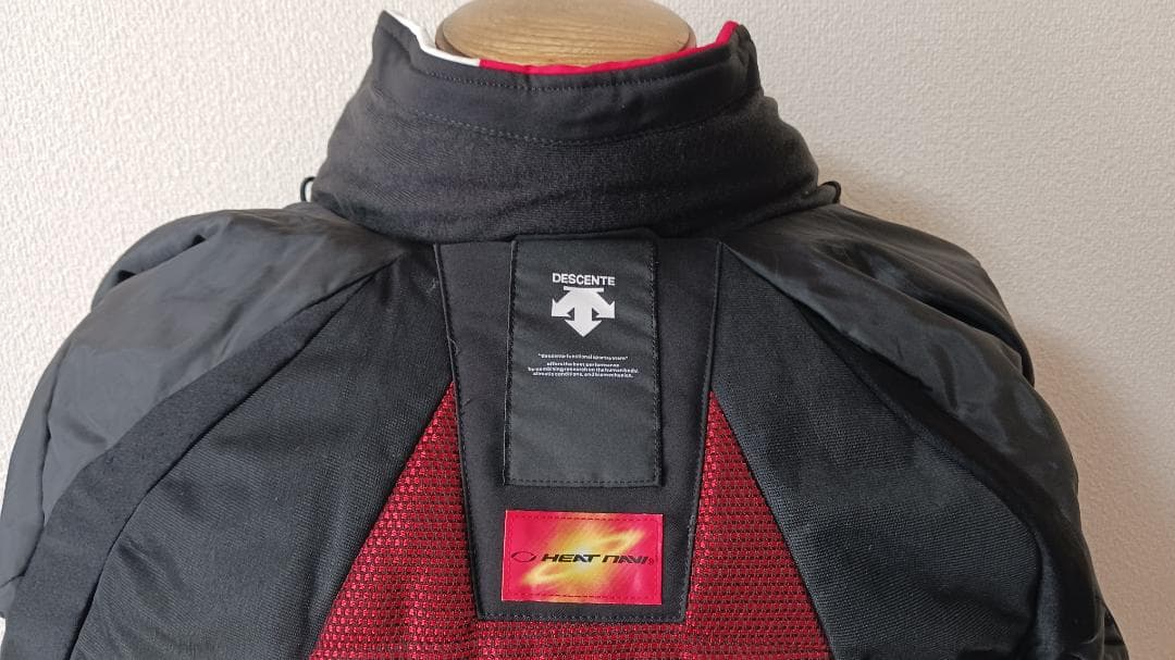 DESCENTE Move Sport ATHLETIC スキーウェア サイズS