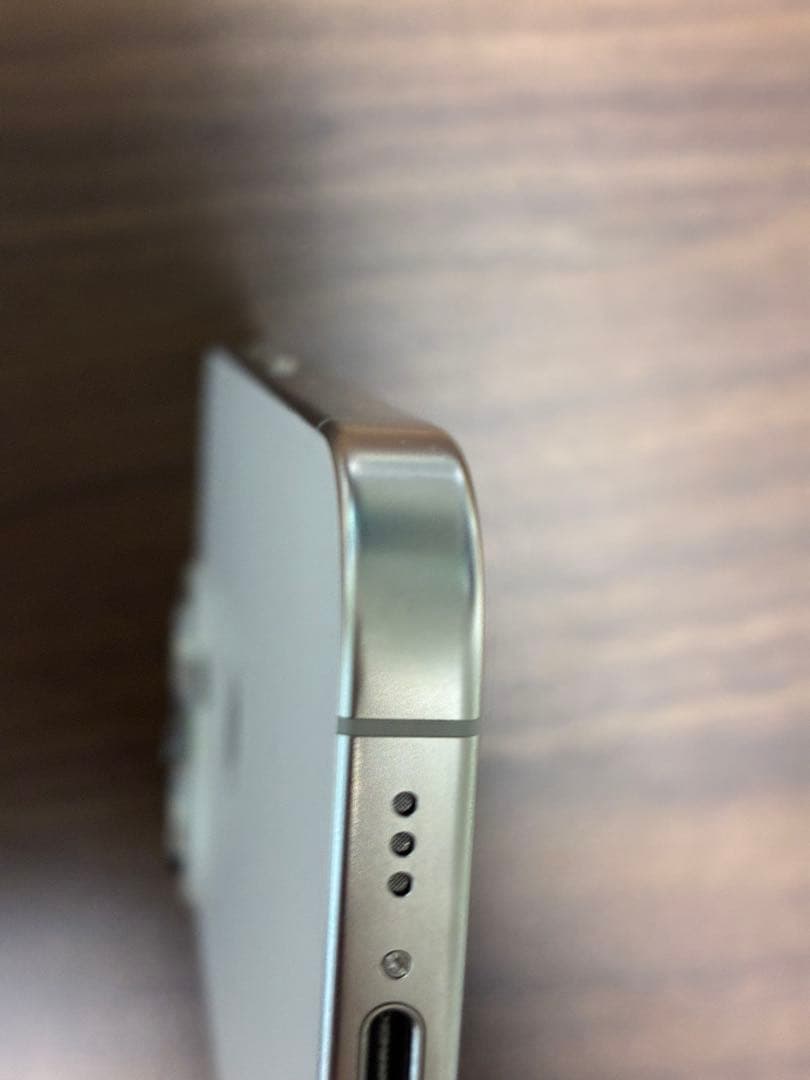 スマートフォン本体 J