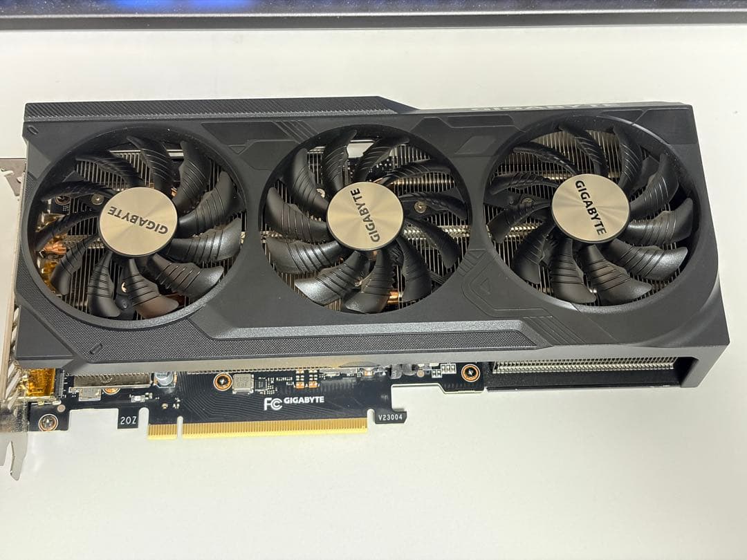 グラフィックボード・グラボ・ビデオカード GIGABYTE GEFORCE RTX4070 12G