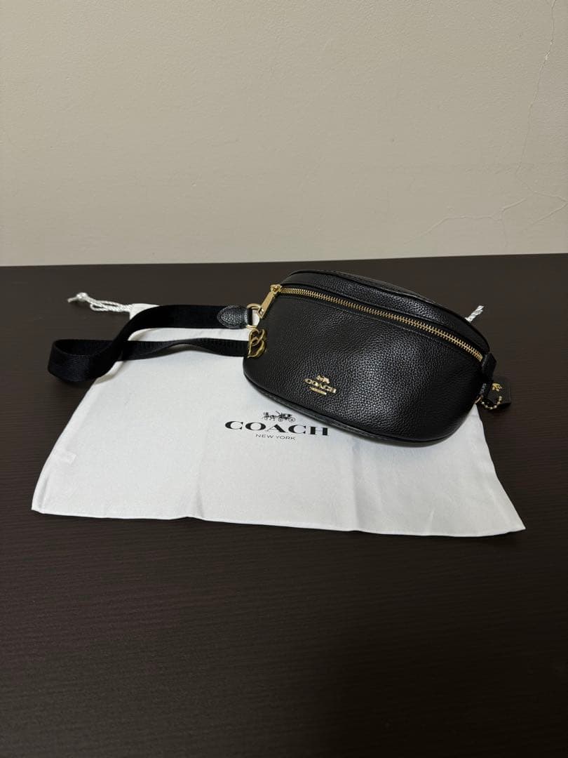 最終値下げ表示【コーチ】ボディバッグ(カスタマイズあり)