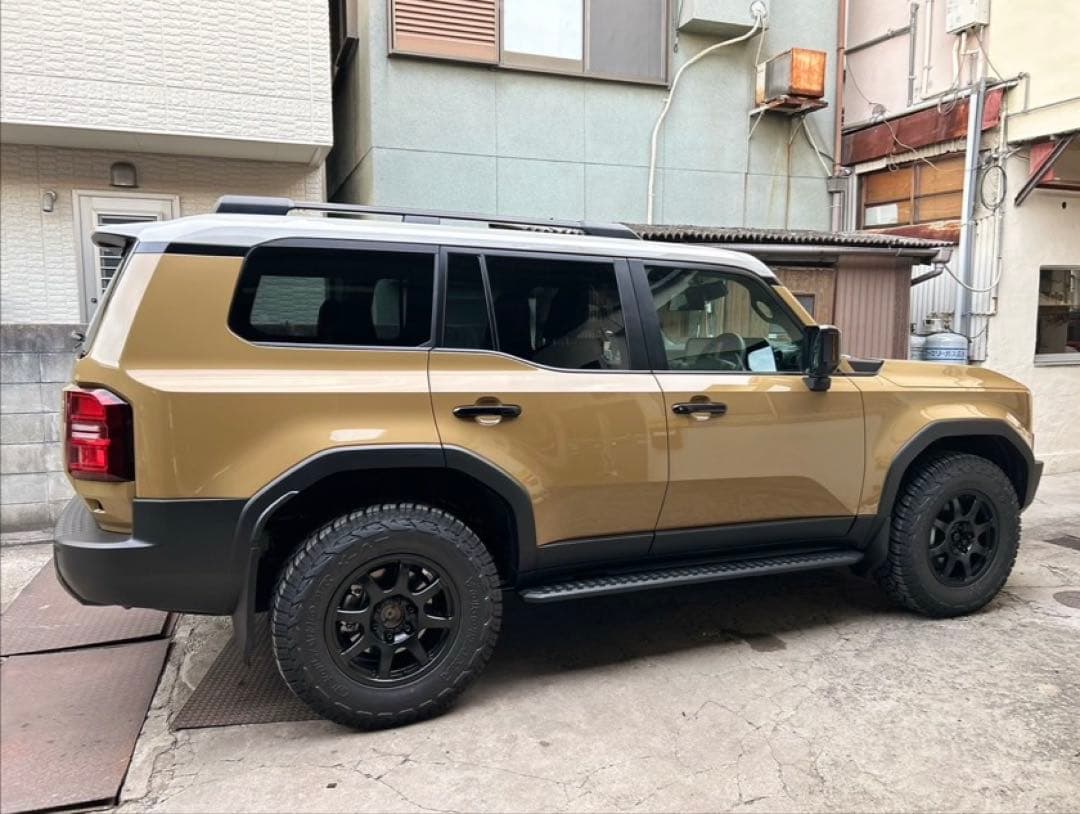 ENKEI 18インチ マットブラックホイール + YOKOHAMAタイヤセット