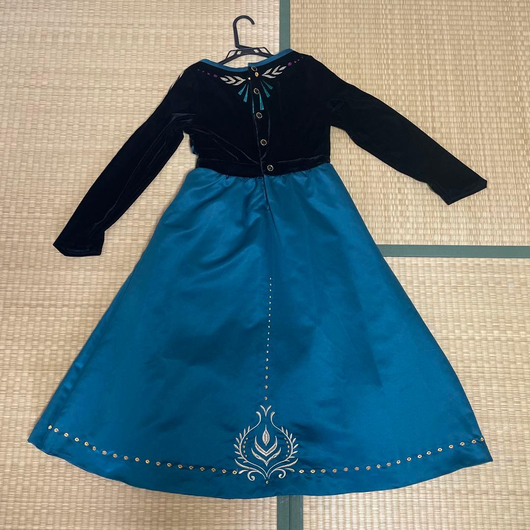 アナ女王　ドレス