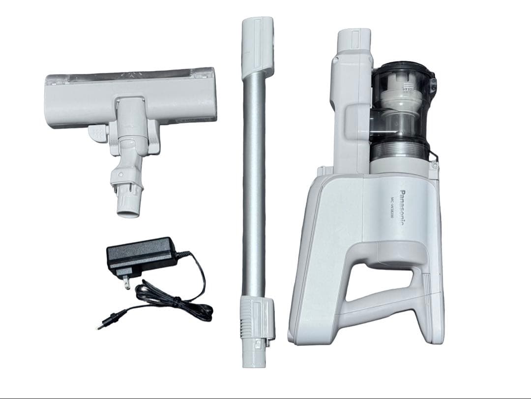 Panasonic コードレス掃除機 MC-VKS8200 2020年製