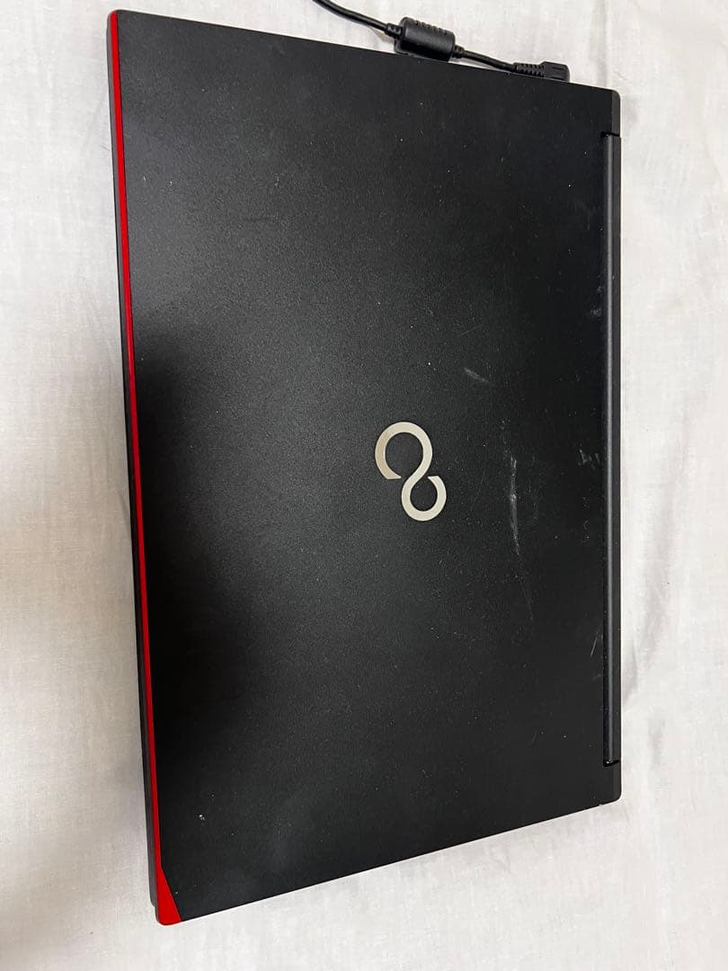 美品！　FUJUTSU 富士通 ノートパソコン