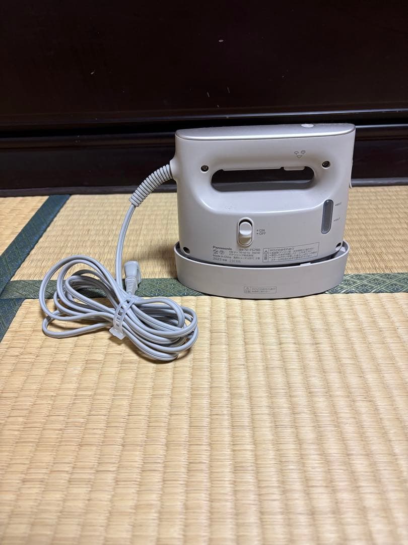 Panasonic NI-FS790 衣類スチーマー