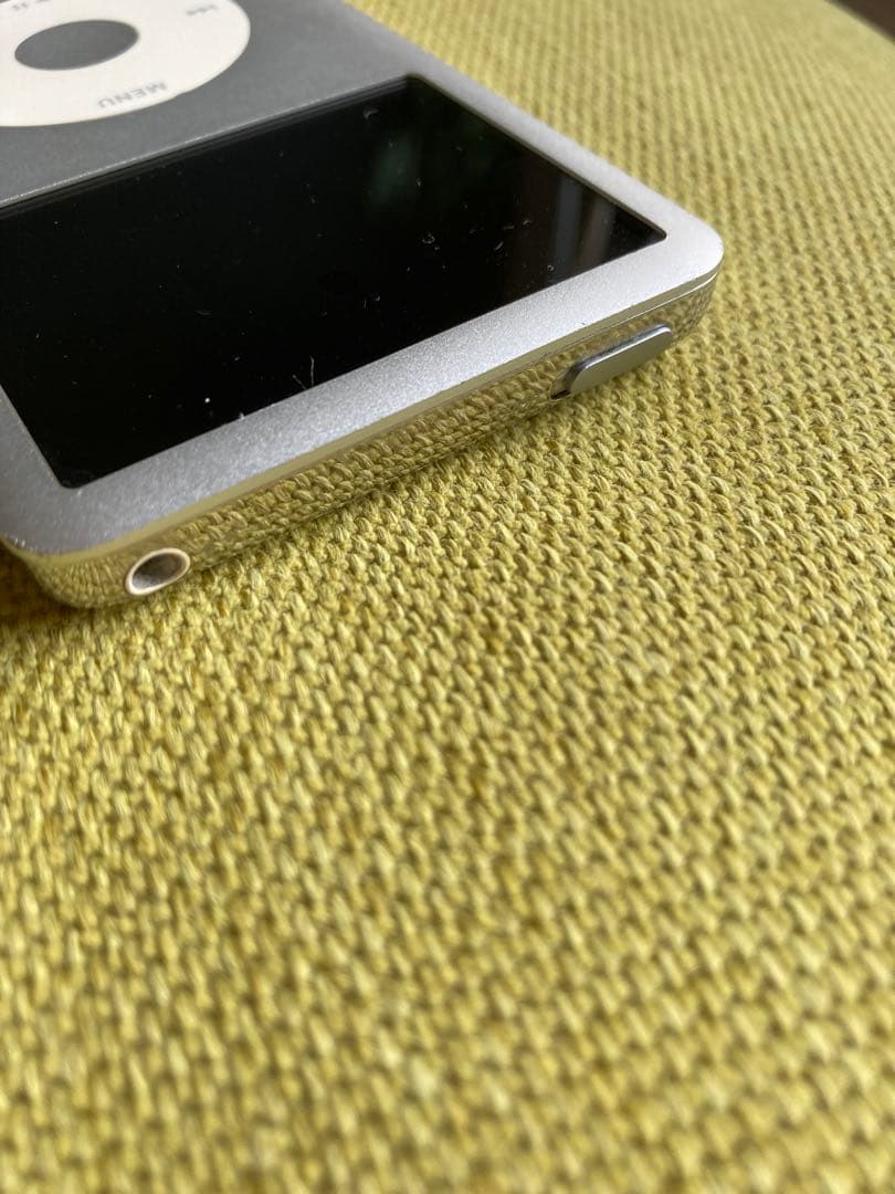 【中古】Apple iPod classic 120GB 箱付　おまけ付