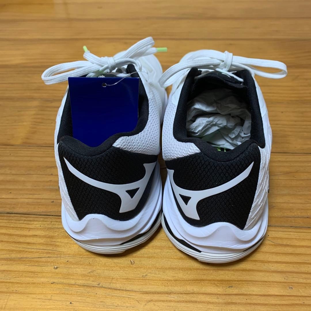 ミズノ　ウェーブライトニングZ7 25cm 新品　バレーボールシューズ