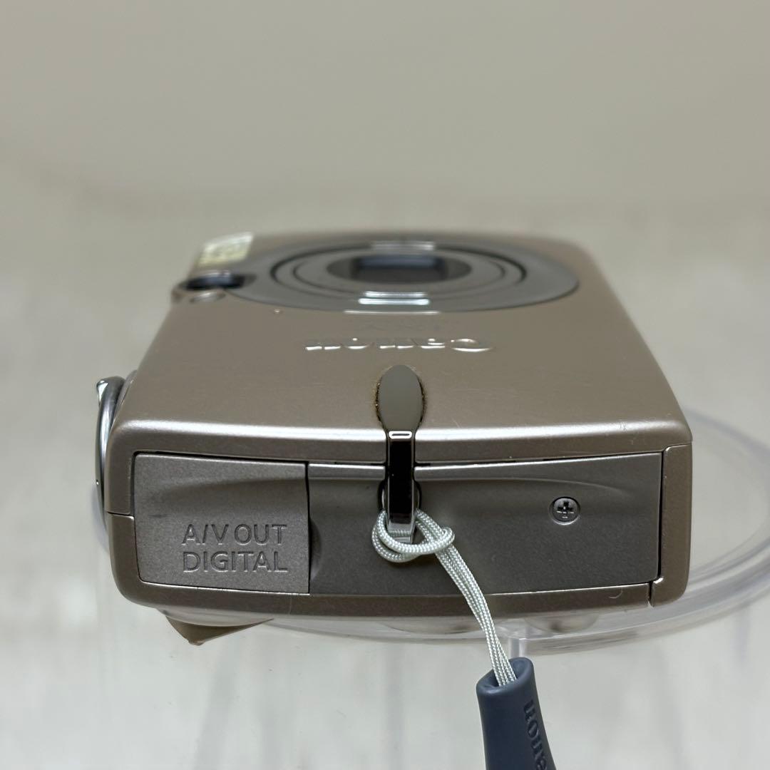Canon カメラ　IXY 700 PC1169 充電器　箱 コンデジ　動作品