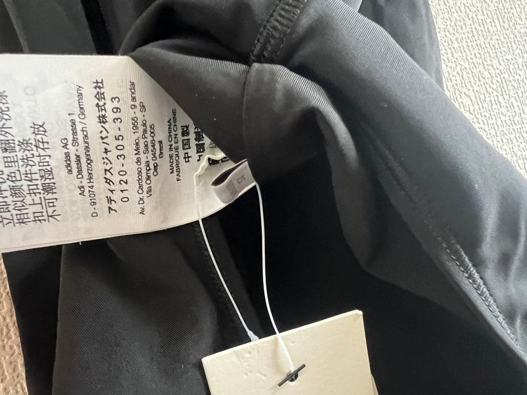 新品未使用タグ付きワイスリー　y-3 水着　スポーツウェア