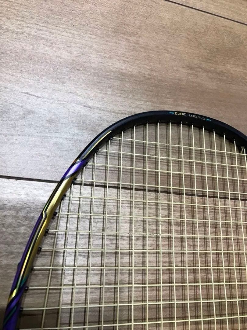 リーニン エアロナットAERONAUT 9000i バドミントンラケット