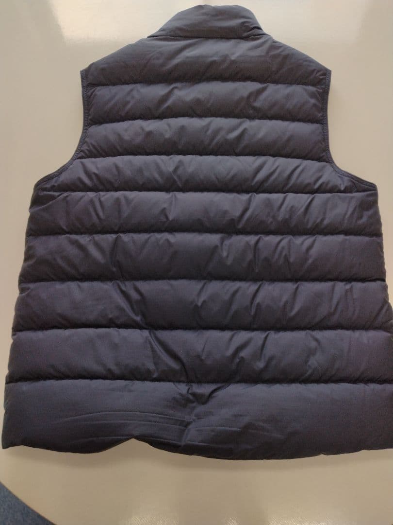 MONCLER ブラック ダウンベスト サイズ2