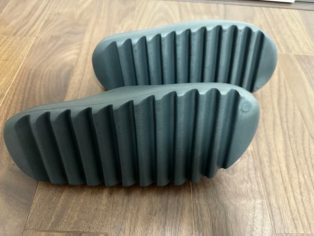 ひ*ー様 adidas YZY Yeezy Slide Dark Onyx