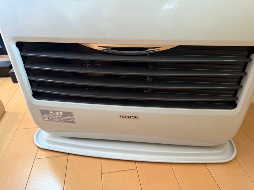 コロナファンヒーター　FH-iX468BY－Ｗ　大熱量　7.2Lタンク　大型