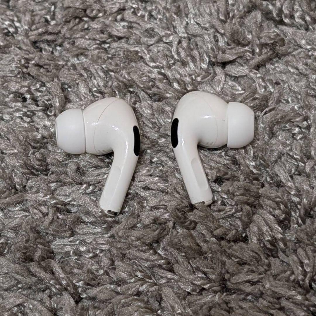 AirPods Pro MWP22J/A　第1世代