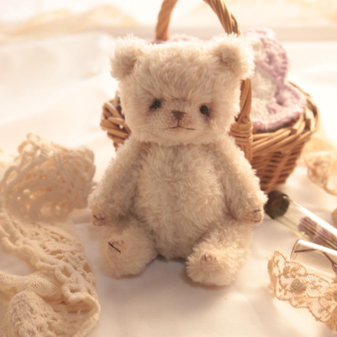 テディベア　ミニベア　14cm ハンドメイド　作家　アーティストベア　ミルクラテ