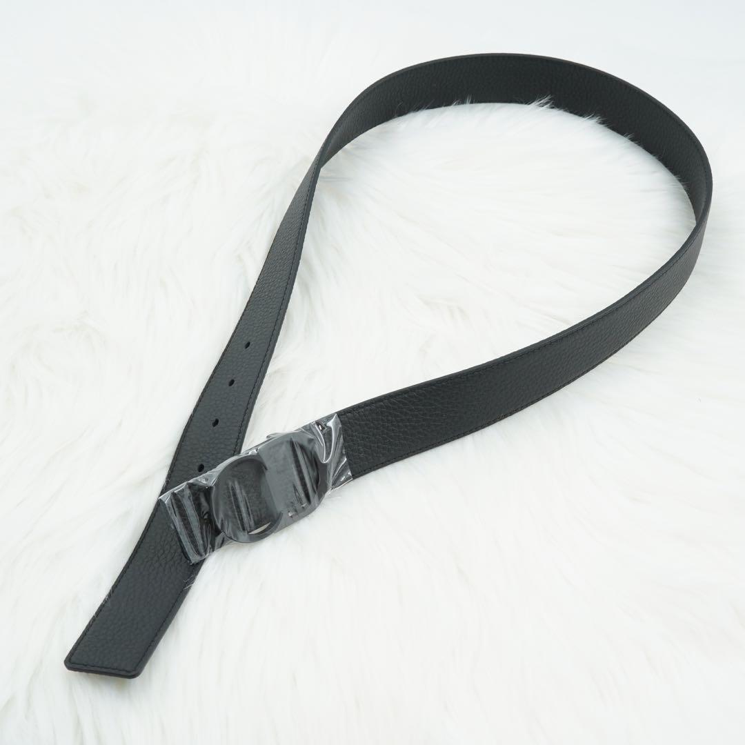 未使用品　箱・カード付き　Christian Dior ベルト　CDロゴグラム