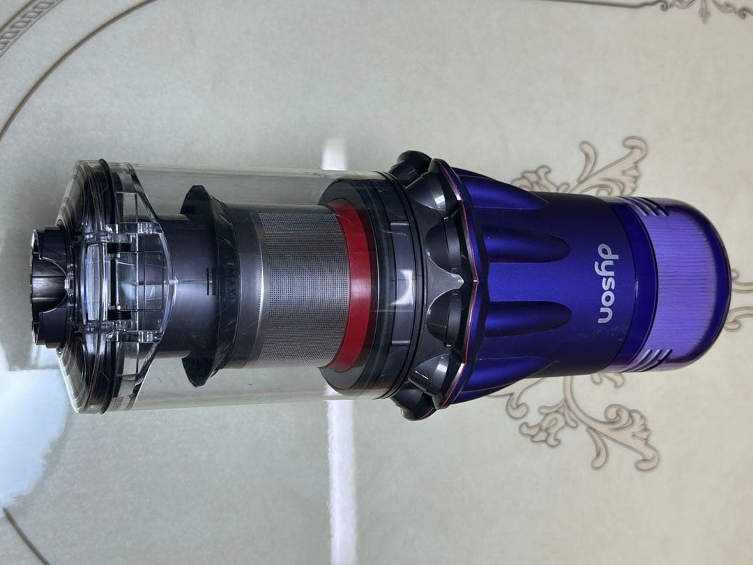 dyson デジタルスリム　SV18 コードレス掃除機