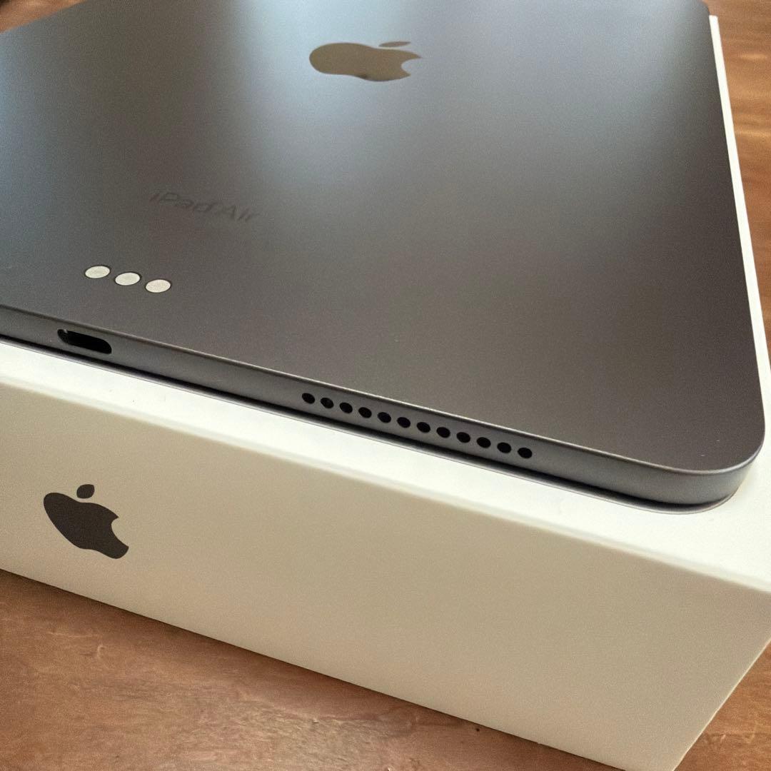 Apple iPad Air（第5世代） M1 Wi-Fi 64GB