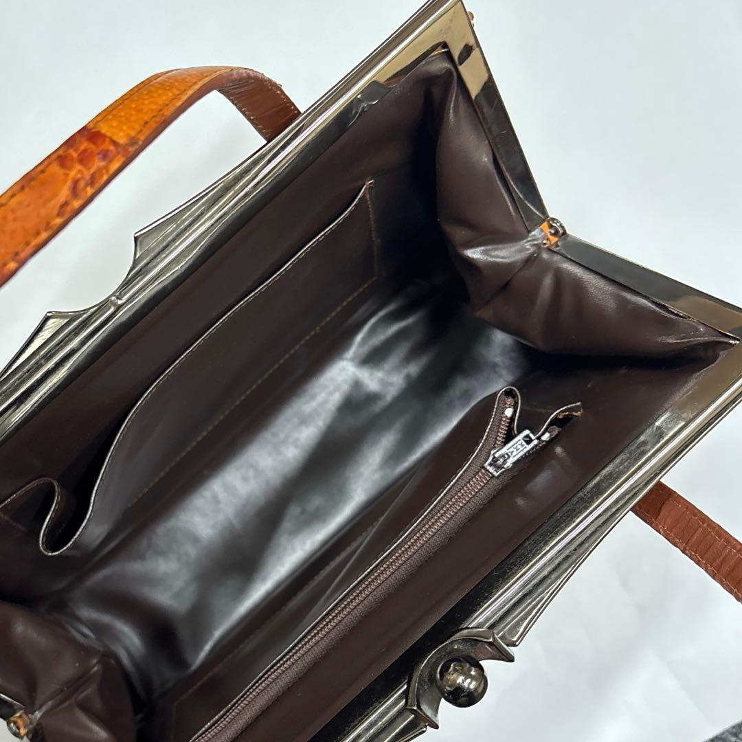 皮　革　バッグ