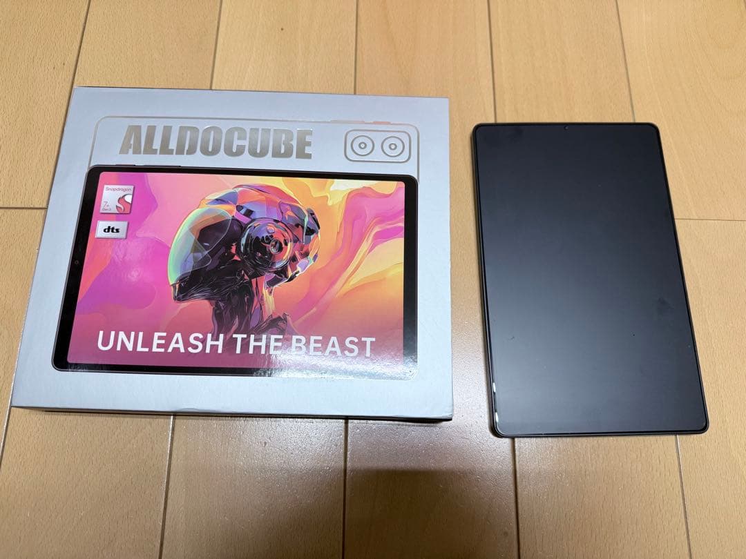 エム06iPlay 70 mini Ultra 本体　保護フィルム変更済み