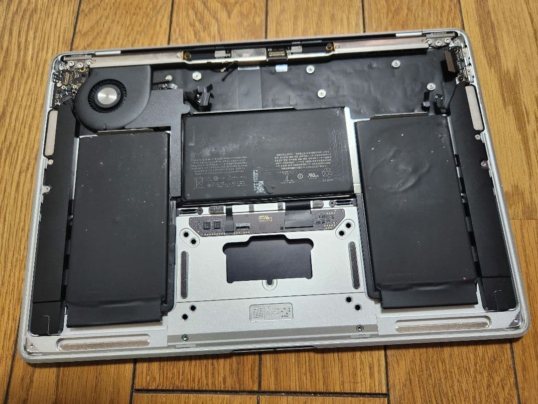 Macbook Air 2020 A2179 パーツ　ジャンク