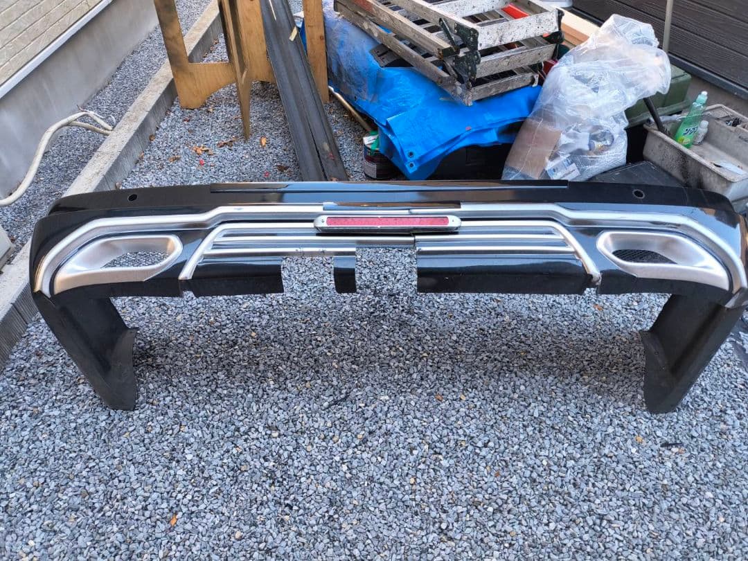 ハイエースワイド用WALDフルエアロ