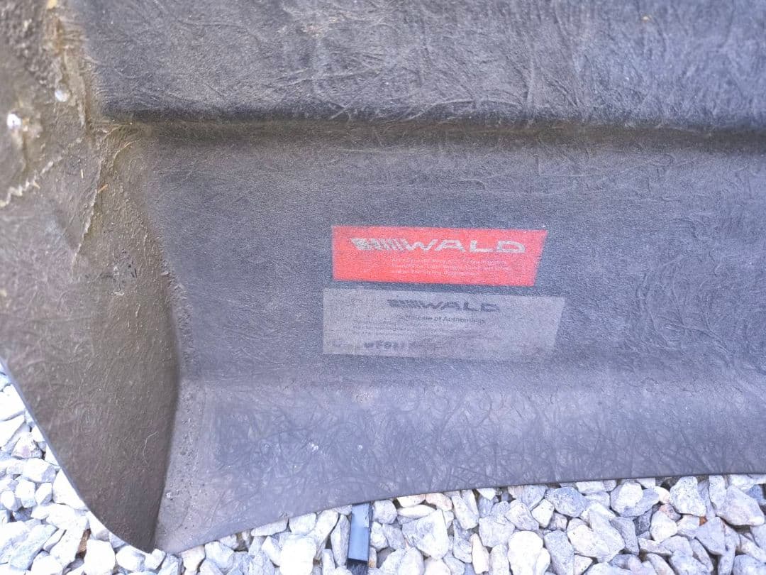 ハイエースワイド用WALDフルエアロ