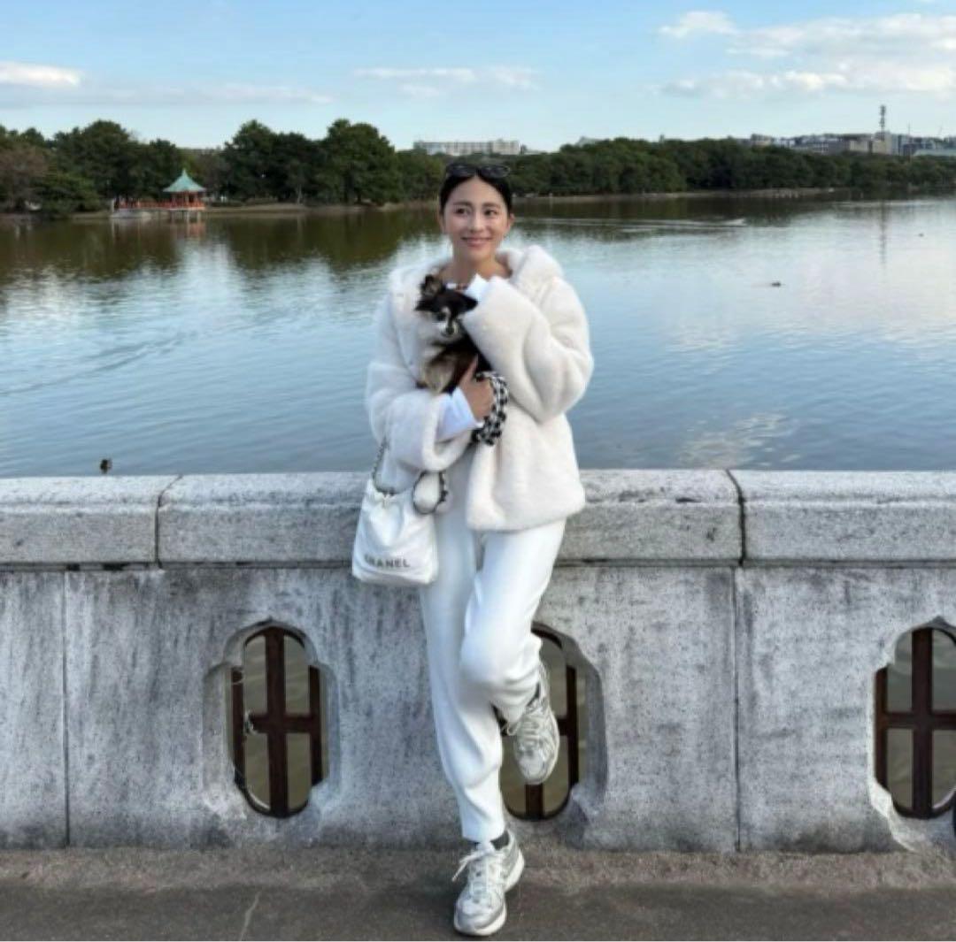 最終値下げ【新品未使用/タグ付き】CARLA / エコファーフードコート