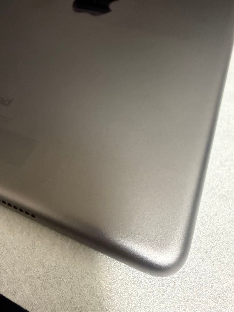 iPad 第7世代 32GB バッテリー最大容量:96%
