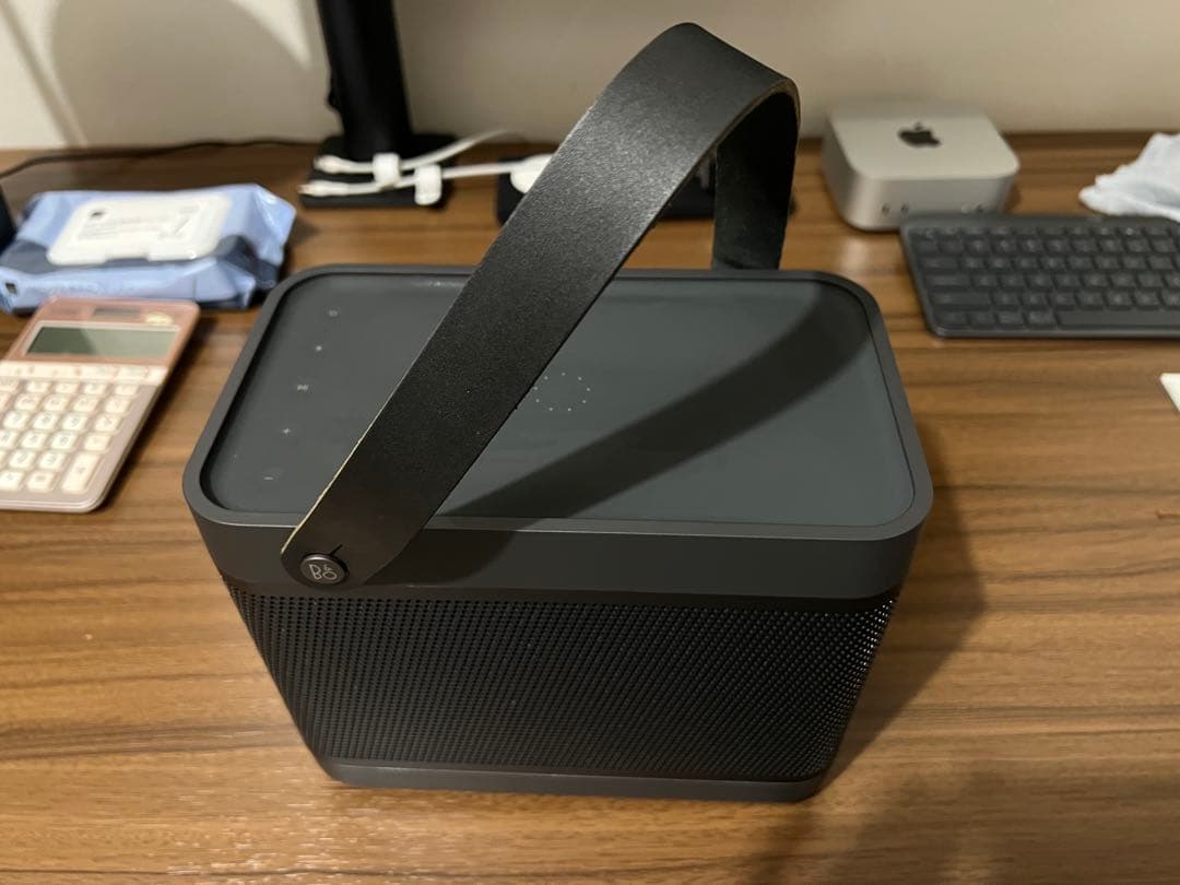 Bang & Olufsenのbluetooth スピーカーBeolit20