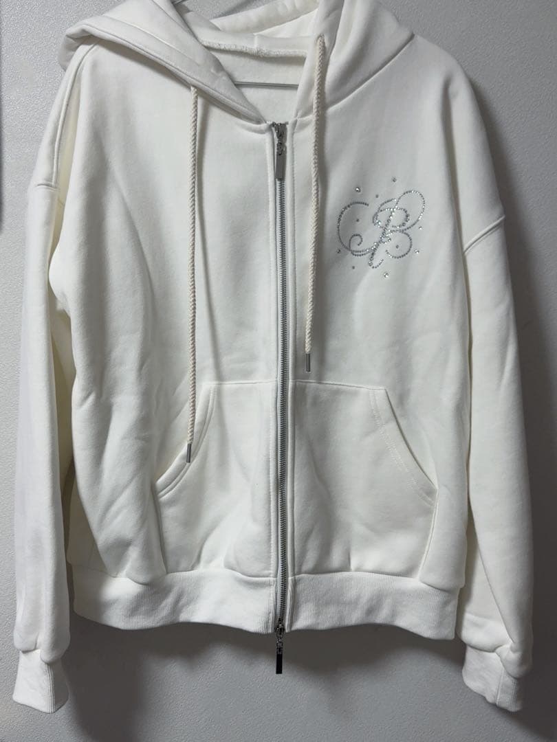 PELLICULE motif stone big PK パーカー