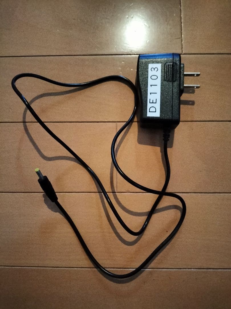 DEGEN DE1103 AM、FM、短波ラジオ