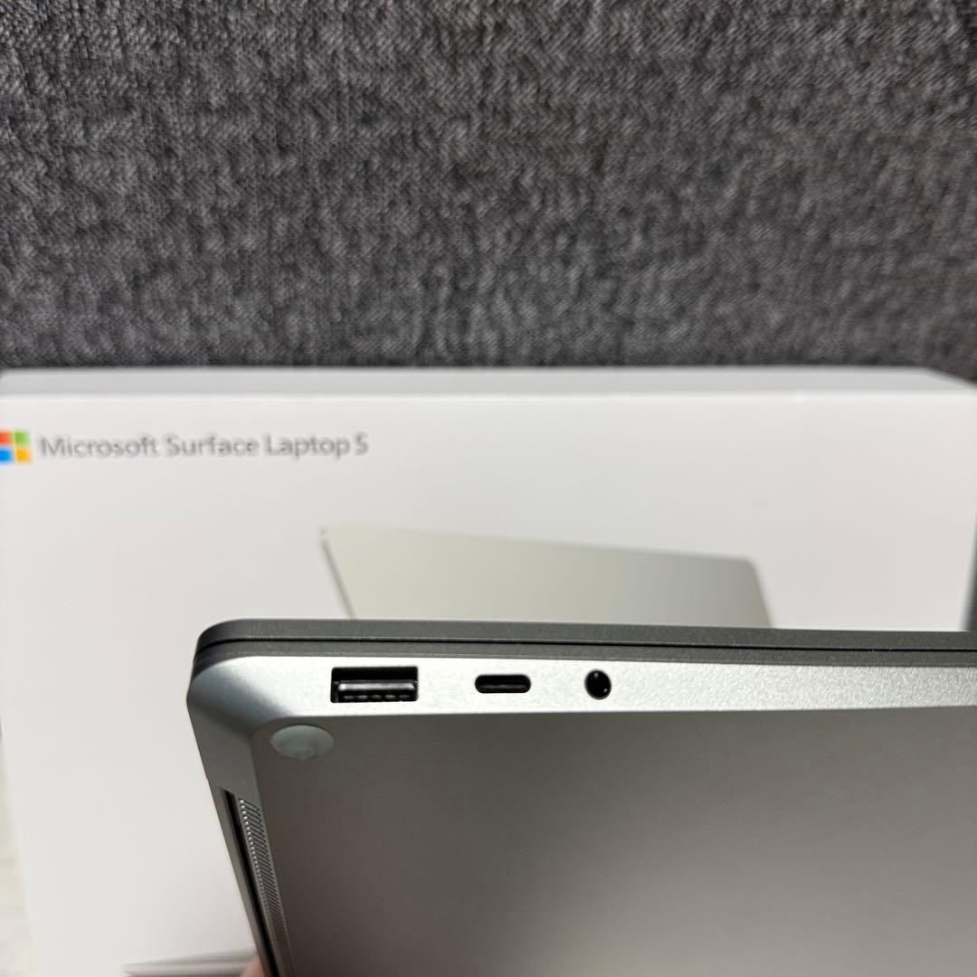 【美品】Surface Laptop 5 13.5 インチ 512GB セージ