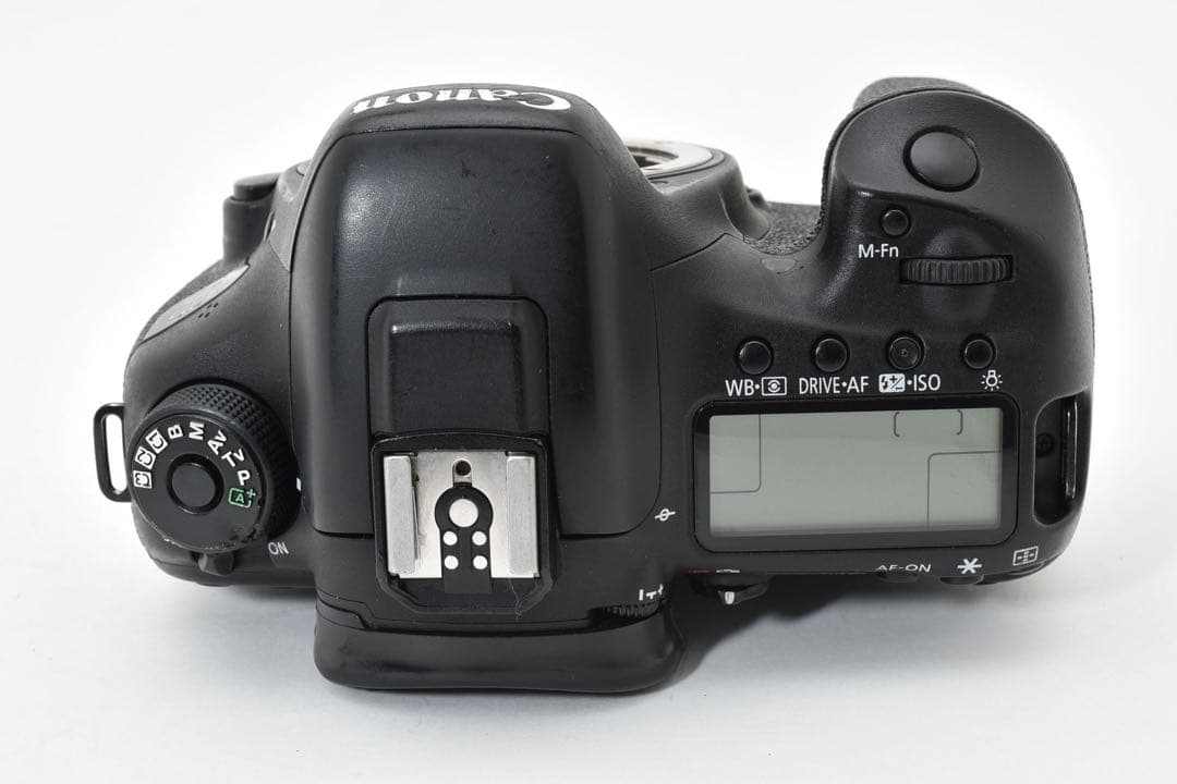 デジタル一眼レフカメラ Canon EOS 7D Mark II標準レンズセット