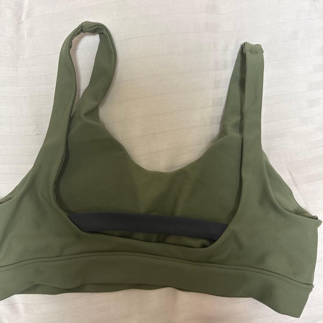 オリーブグリーン セパレート水着　ALEXIASTAM