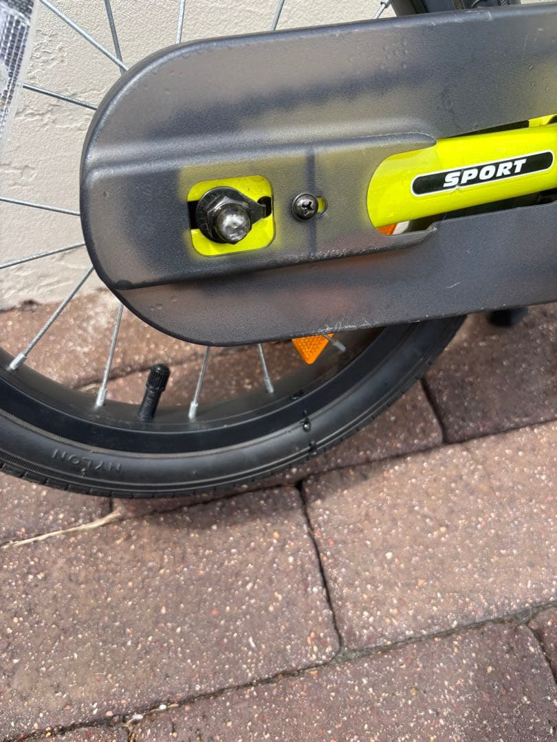 STRIDER（ストライダー）14x イエロー　本体・付属品・スタンド付元箱あり