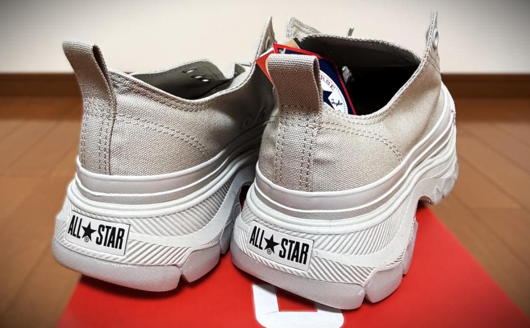 ★未使用 CONVERSE ALL STAR TREKWAVE 厚底 ローカット