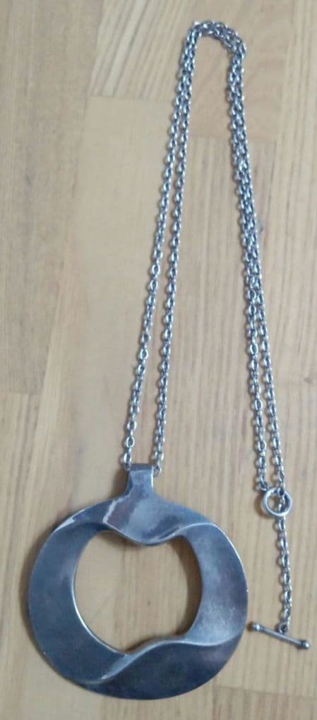 ジョージ・ジェンセン デンマーク製のスターリングシルバー ネックレス