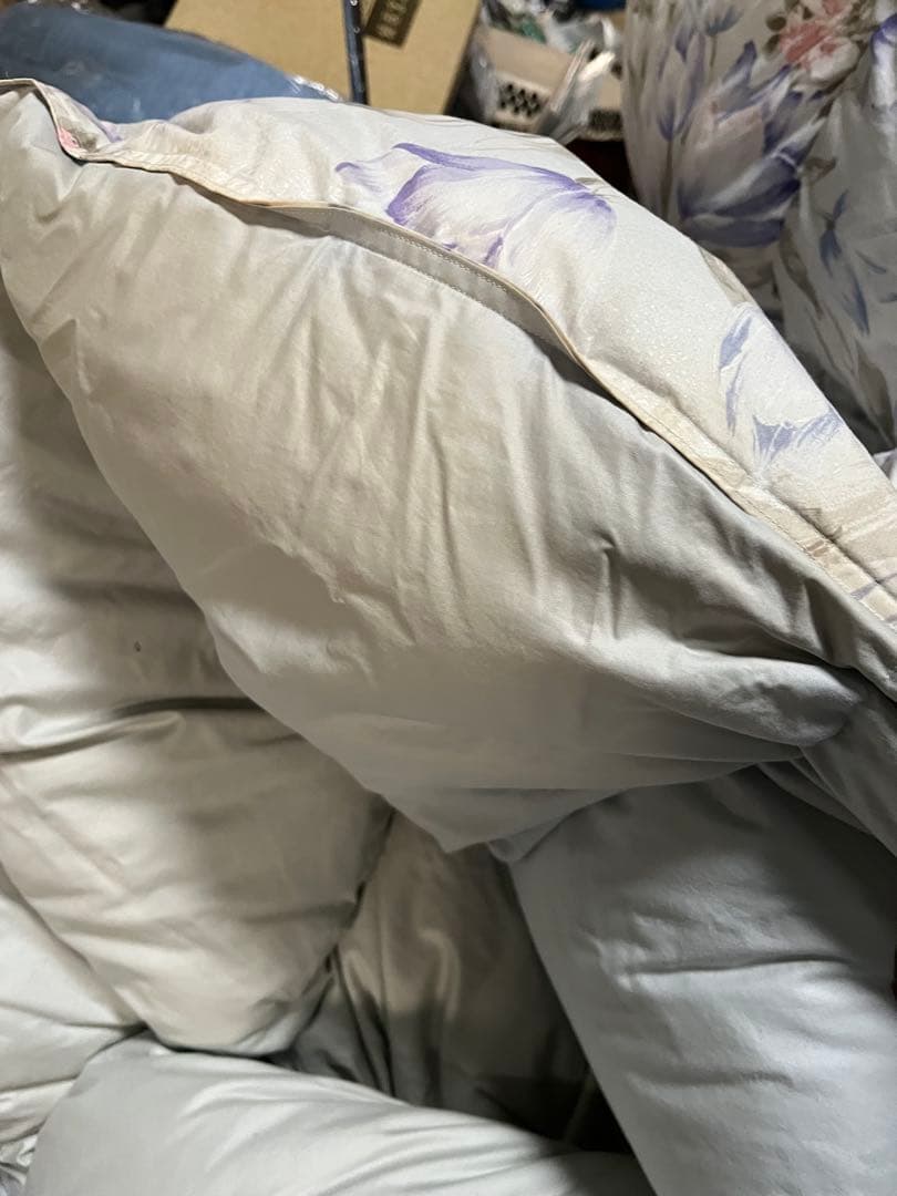 西川　羽毛掛け布団　花柄　水色　ダウン90% 1.9キロ