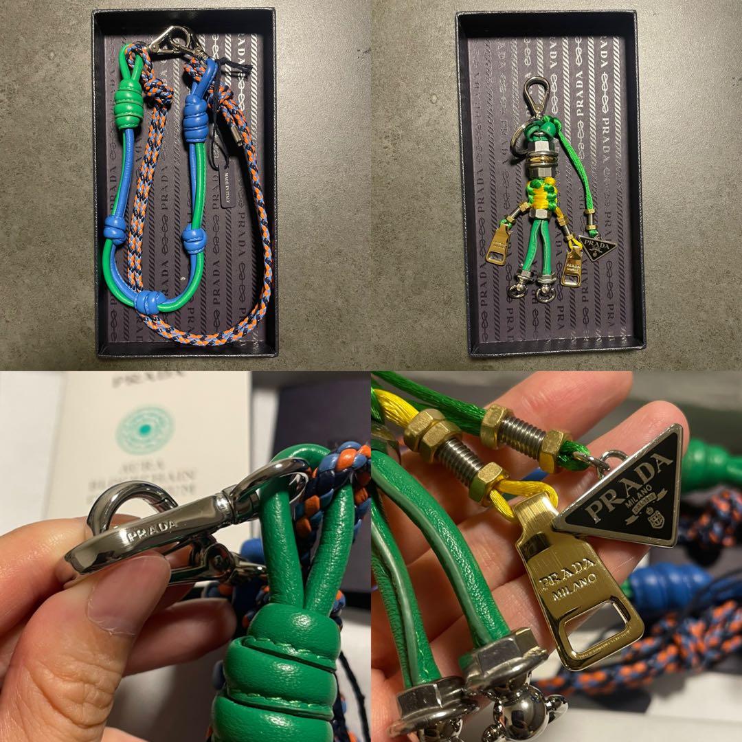 【新品未使用】プラダ　キーホルダー