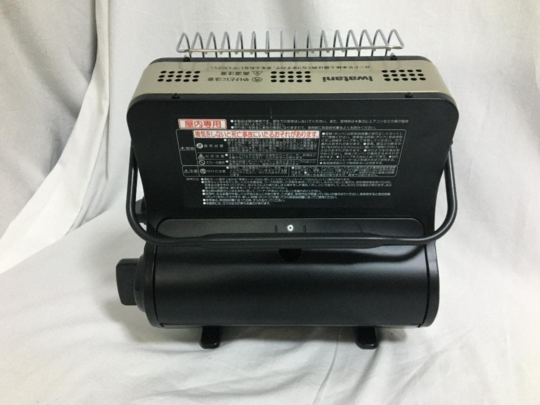 【未使用】イワタニ カセットガスストーブ ポータブルタイプ CB-CGS-PTB