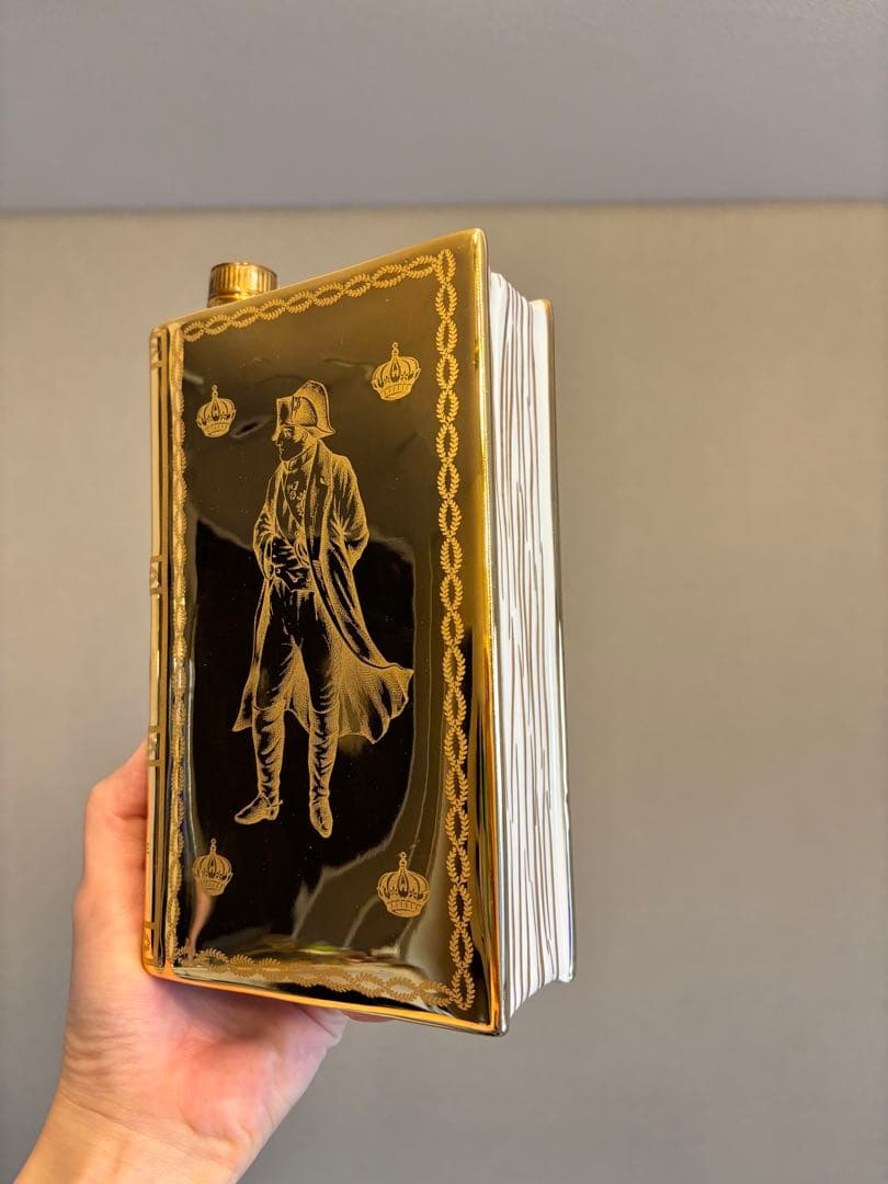 【未開栓】カミュ ナポレオン ブック ゴールド 700ml 希少　キャップ付き