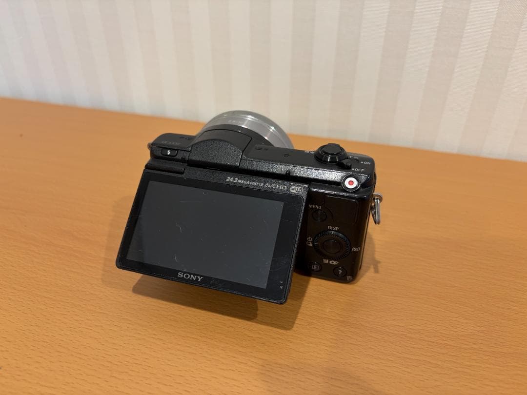【動作品】SONY α5100 ミラーレス一眼カメラ