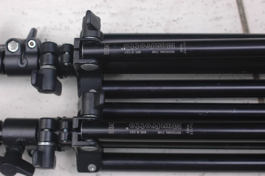 マンフロット　ライトスタンド051JBAC（エアクッション）2本セット