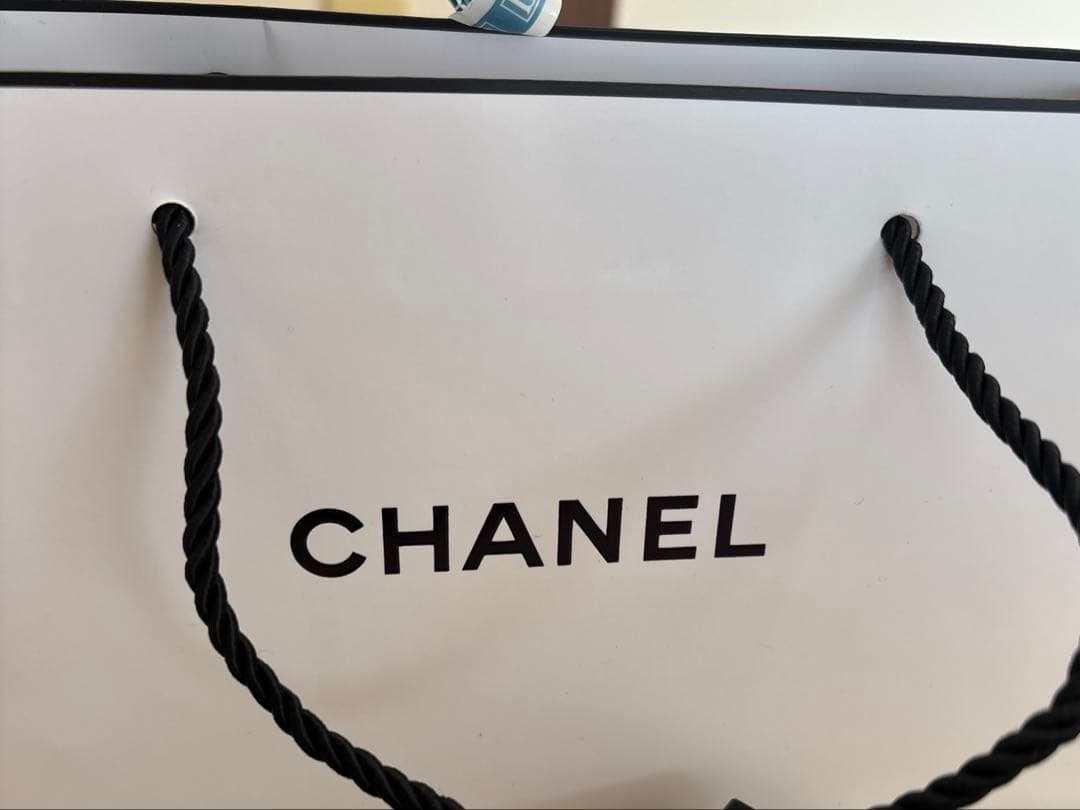 未開封CHANELルージュアリュールヴェルヴェット387限定品ショップ袋付き