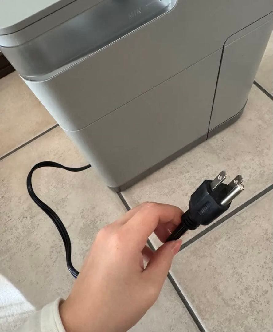 ほぼ未使用✨【Keurig/キューリグ】 コーヒーメーカー (アメリカで使用可)