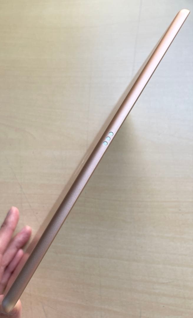 iPad 第7世代　A2197 Wi-Fiモデル　ゴールド　128GB 美品#5