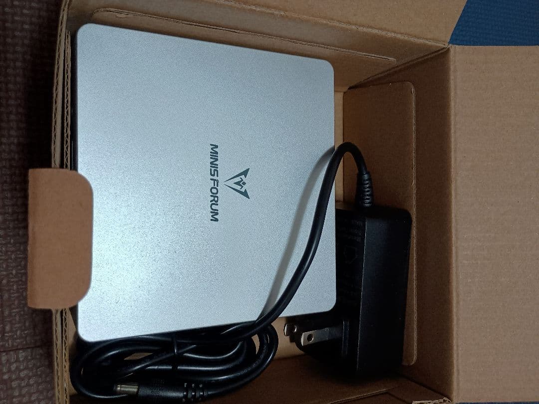 MINIS FORUM UN100L ミニPC