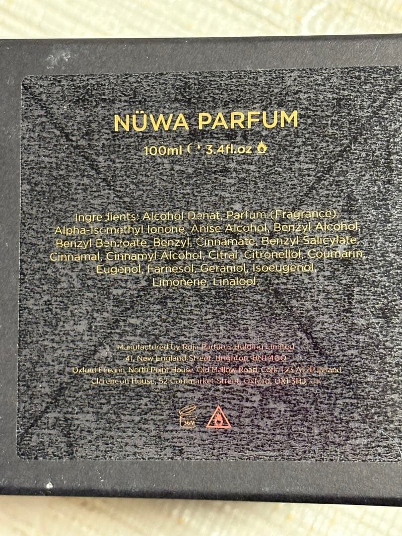 Roja nuwa ロジャ　パルファム 100ml