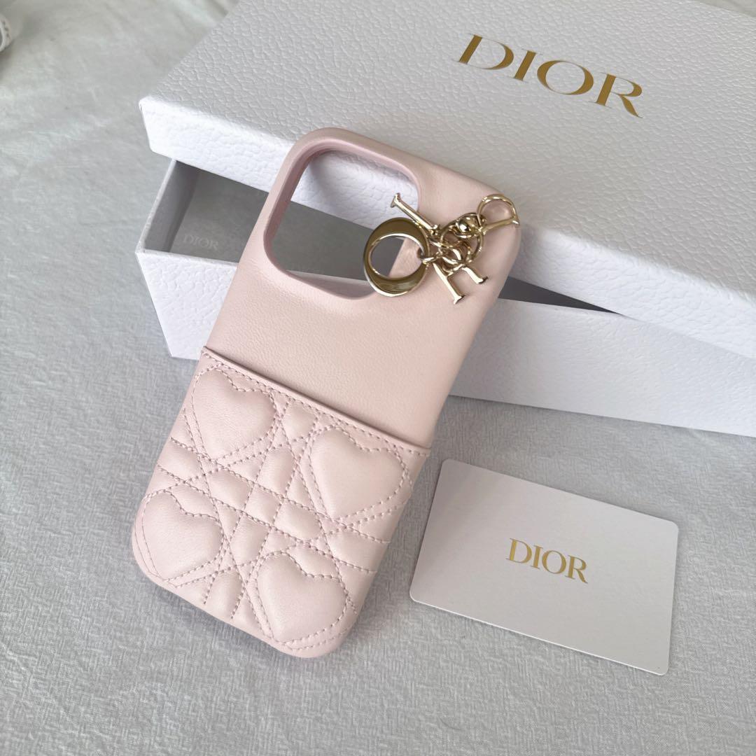 新品　DIOR iPhone 16 Pro ケース　ハートカナージュ
